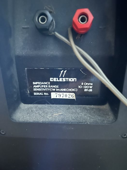 Aparelhagem PIONEER com remote control e colunas CELESTION