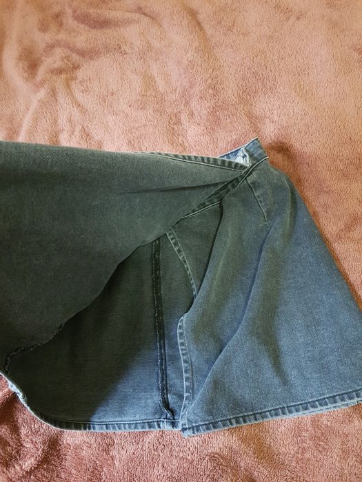 Юбка чорна джинсова