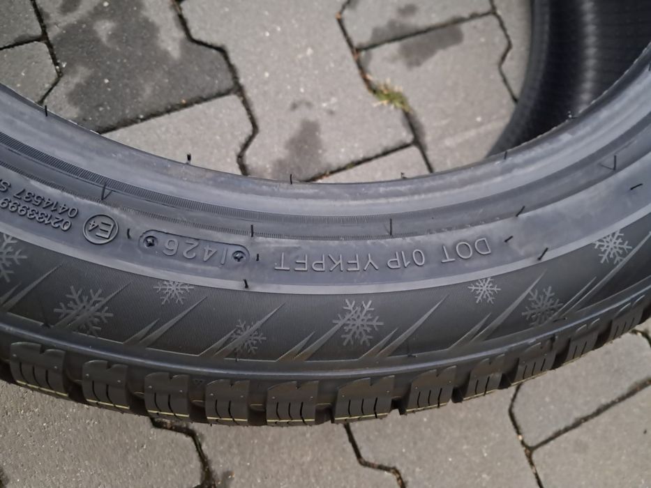 Nowe Opony Zimowe Triangle EffeX Winter TW421 255/45 R20 105W  XL