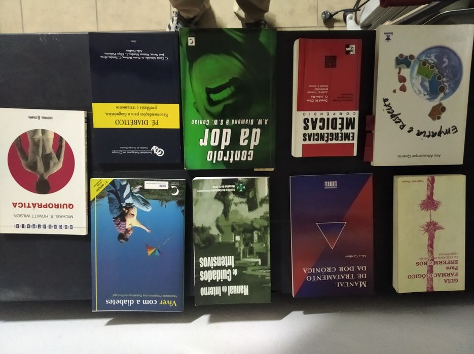 Livros técnicos de enfermagem e medicina