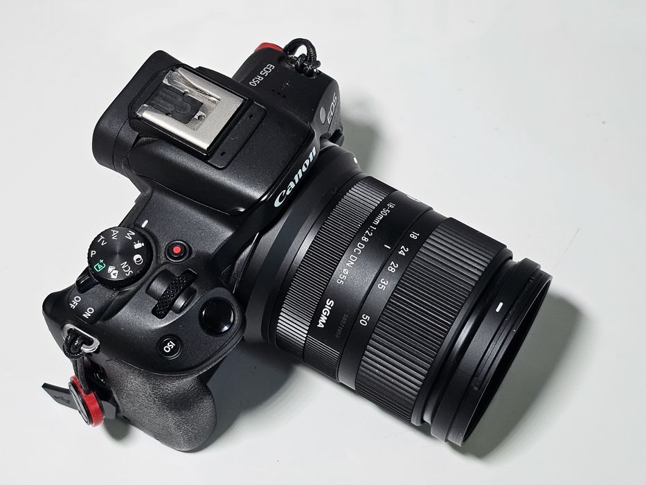 Canon r50 com lente sigma rf 18-50 f2.8 + lente rf 10-18