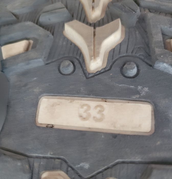 Buty zimowe dziecięce śniegowce r. 33