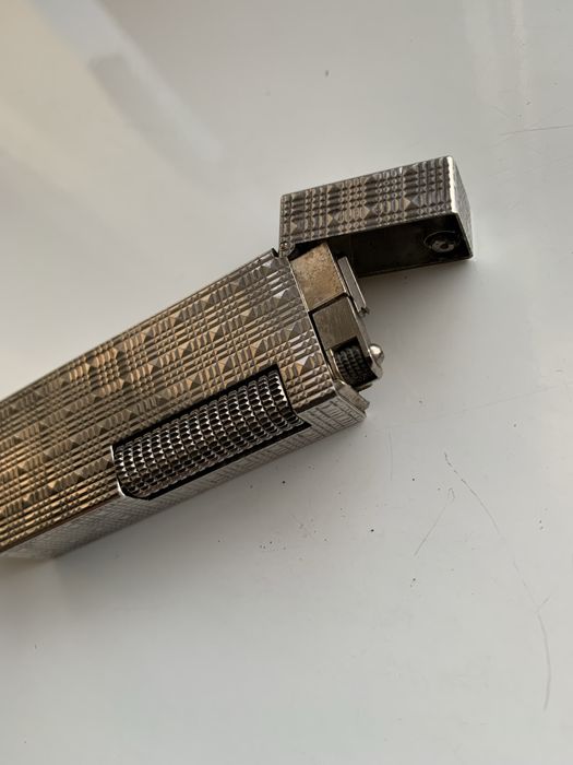 Продам зажигалку