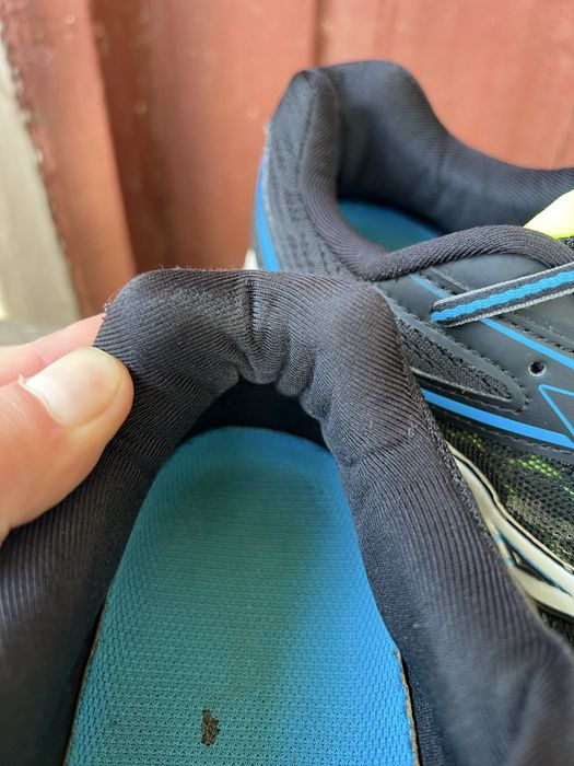 Кросівки Mizuno Wave Ultima 9