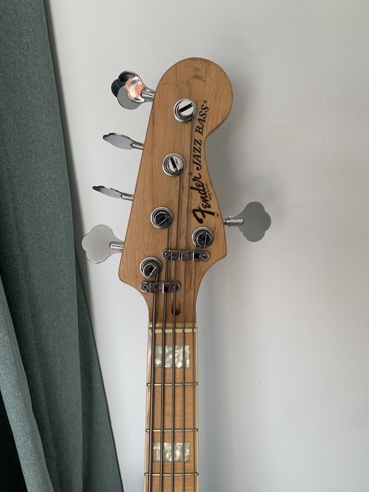 Baixo 5 cordas réplica Fender ativo / passivo