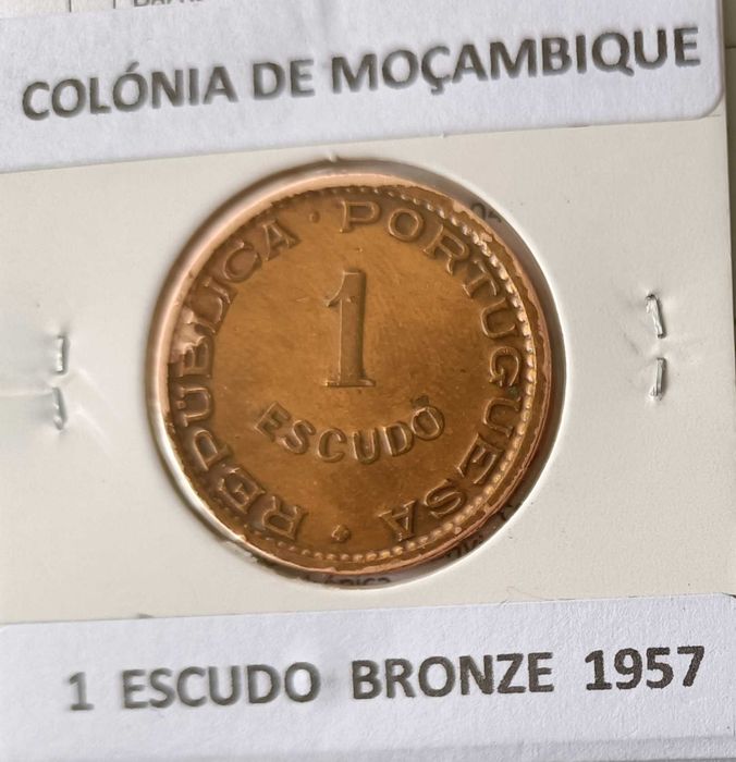 2 Moedas Portuguesas 1 Escudo Circuladas na Ex Colónia de Moçambique