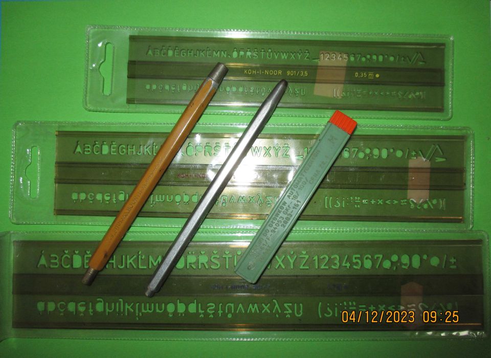 Przybory kreślarskie PRL