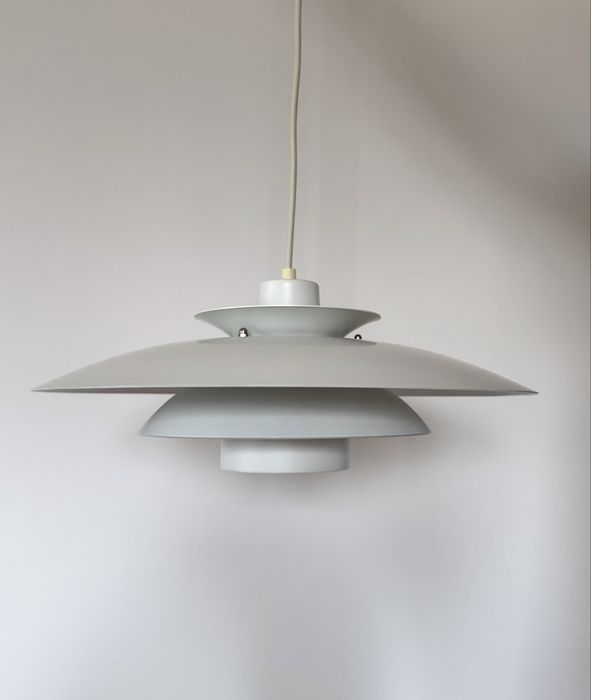 Duńska lampa Junge Roma 2