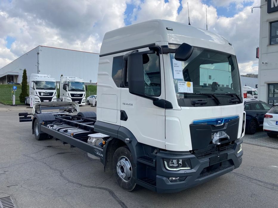 MAN MAN TGL 12.250 4x2 BL CH  TGL 12.250 250KM | podwozie do zabudowy | skrzynia/kontener/chłodnia