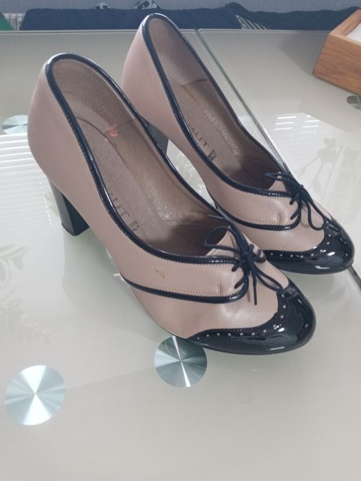 Жіночі шкіряні туфлі  Stifbut