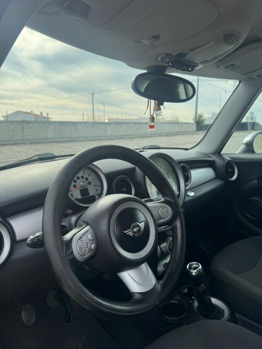 Mini Cooper R56.