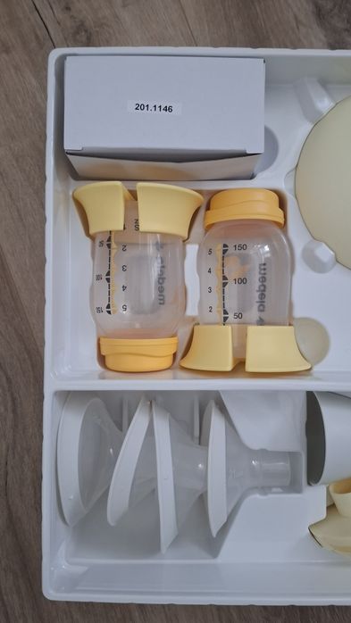 Laktator podwójny Medela