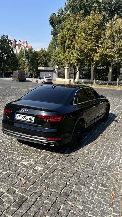 Audi A4 2018 VIN WAUGMAF44KA016876 фото оголошення 6 з 24