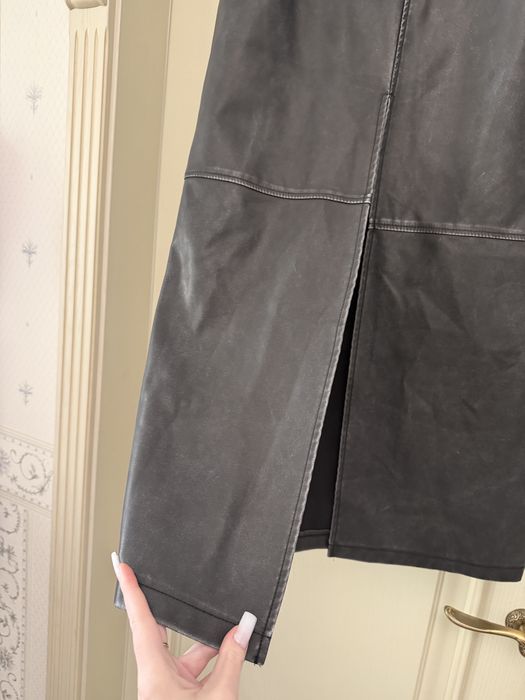 Спідниця шкіряна кожана чорна stradivarius розімр 42 М Л m l