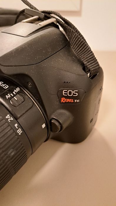 Câmera Canon Rebel T6
