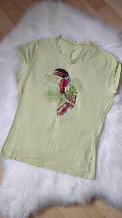 Zielona pastelowa koszulka t-shirt z cekinami roz.S