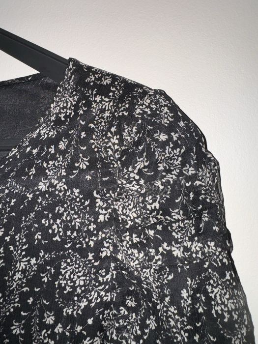 Czarna krótka sukienka Zara L