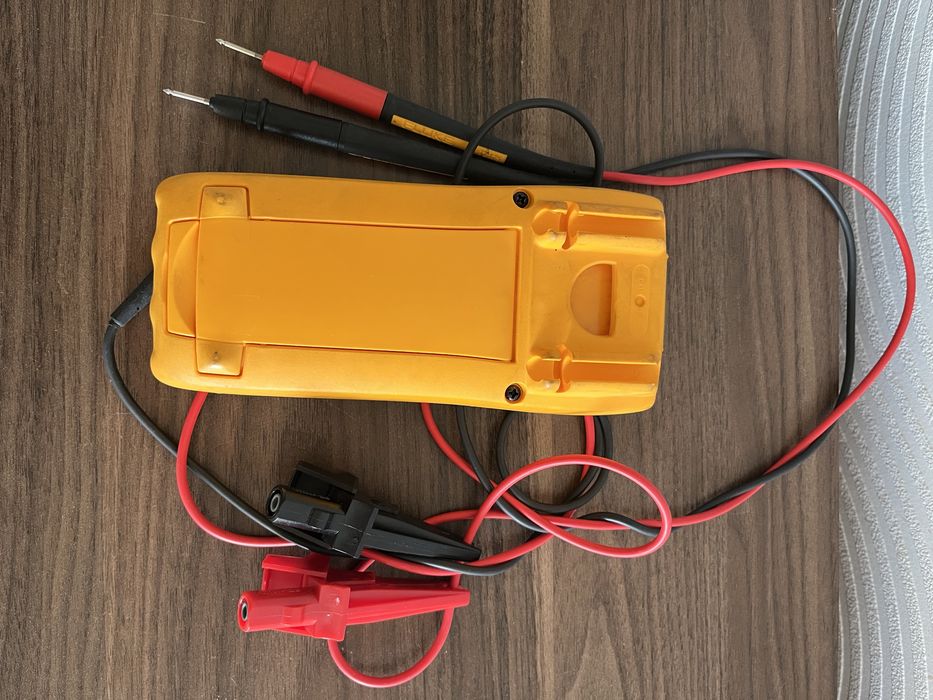 Мультиметр Fluke 179