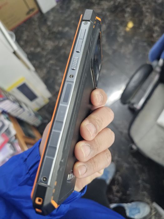 Hotwav cyber 13 pro..256/12gb