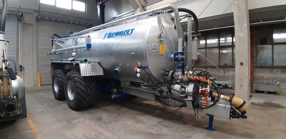 Wóz Asenizacyjny Meprozet PN-100/2 Pojemność 10000 L beczkowóz OD RĘKI
