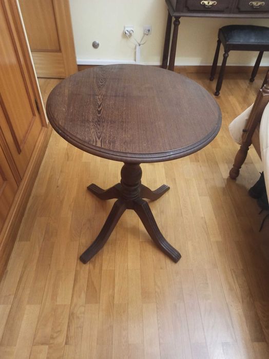Mesa de apoio exótica
