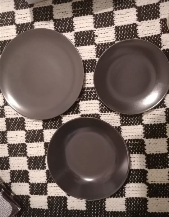 Conjunto pratos Ikea Mod. Dinera64751300968451120