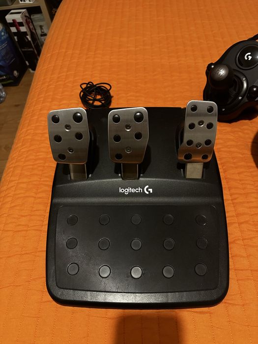 Volante logitech g29 + shifter