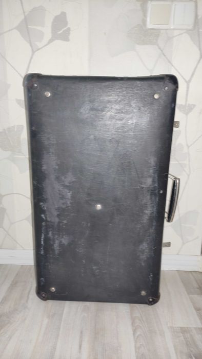 Чемодан -саквояж фанерный