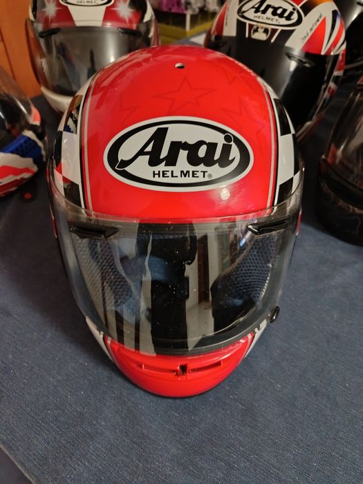 Capacetes arai para venda
