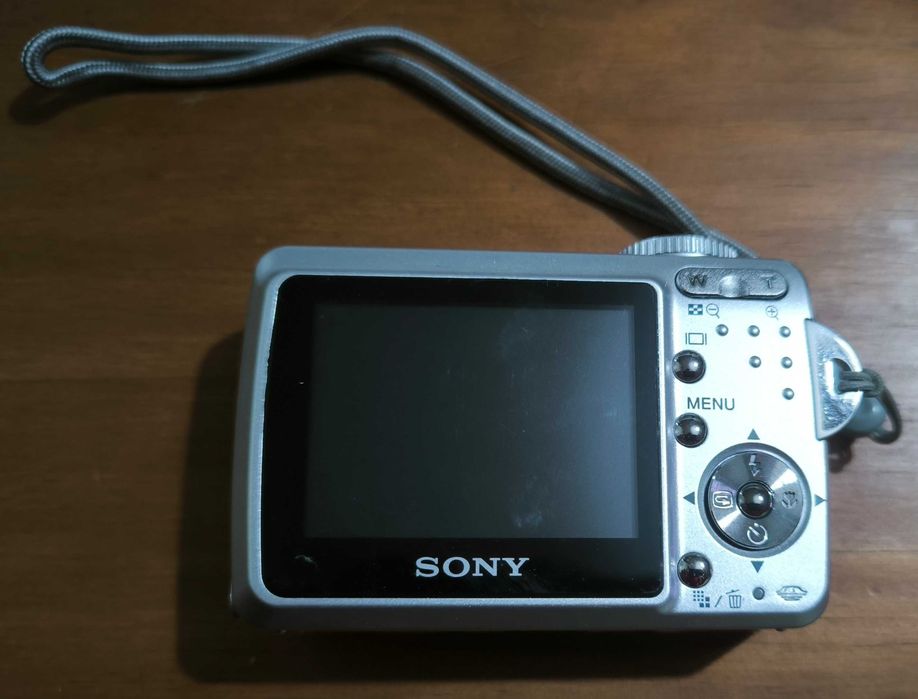 Sony Cyber-shot DSC-S500 + Caixa Original | Para Peças ou Reparação