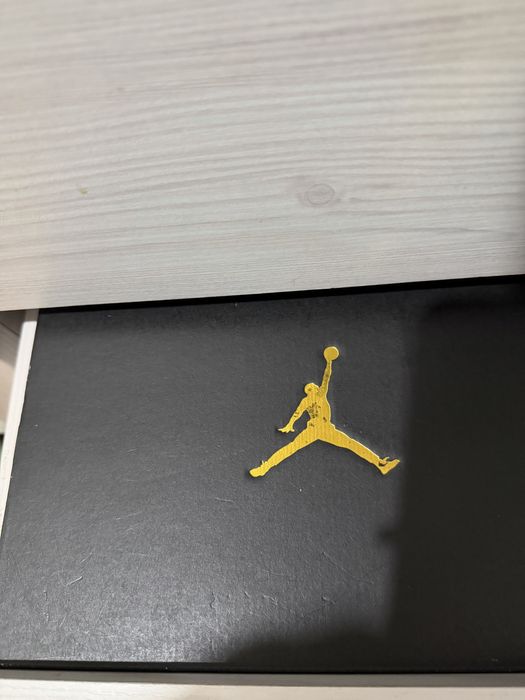 Air Jordan 1 Mid Zen Master