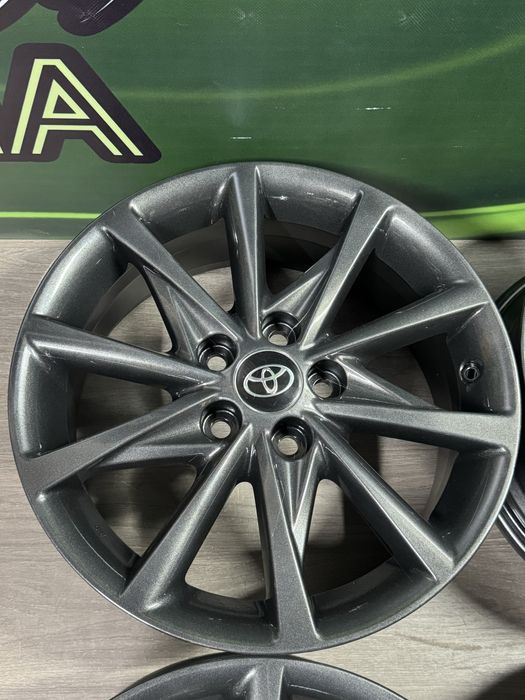 Диски 5*114.3R17 Toyota camry,avensis,avalon,corolla
