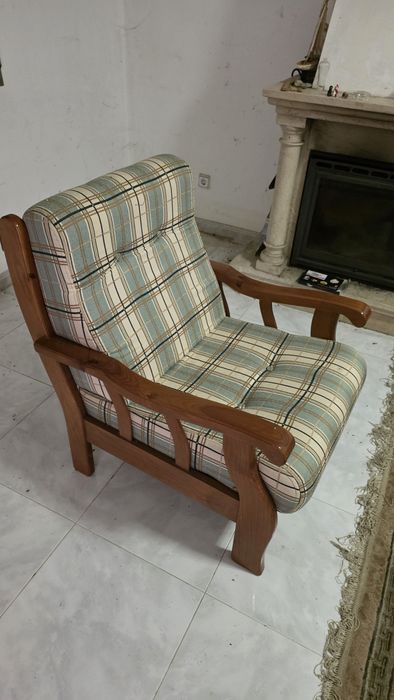 Conjunto de sofá clássico de 3 lugares e 2 cadeirões