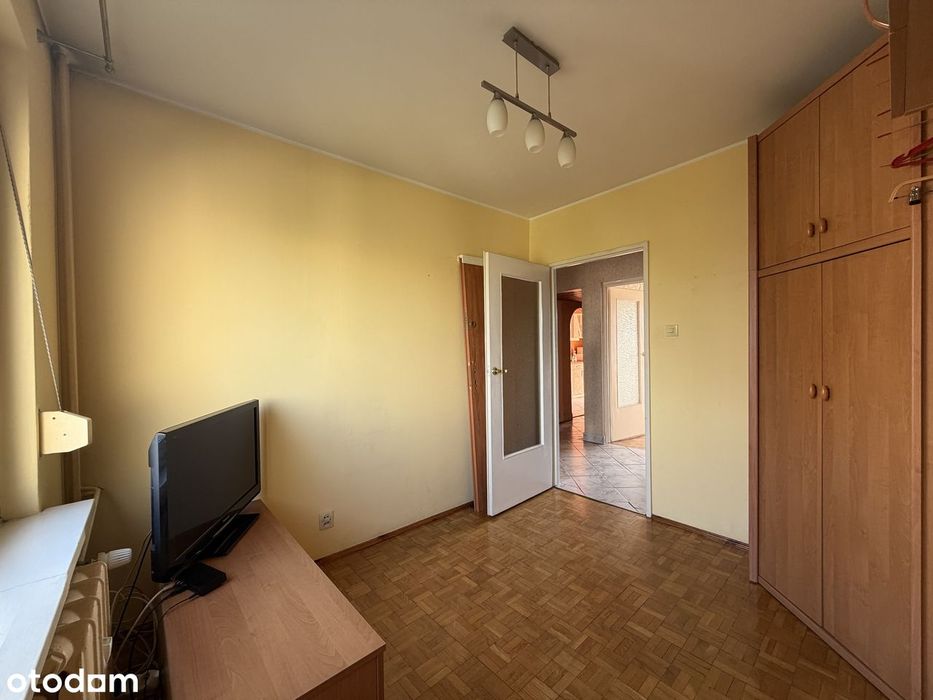 3 pokoje rozkładowe z balkonem os 700-lecia