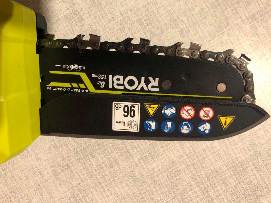 Pilarka akumulatorowa łańcuchowa do gałęzi