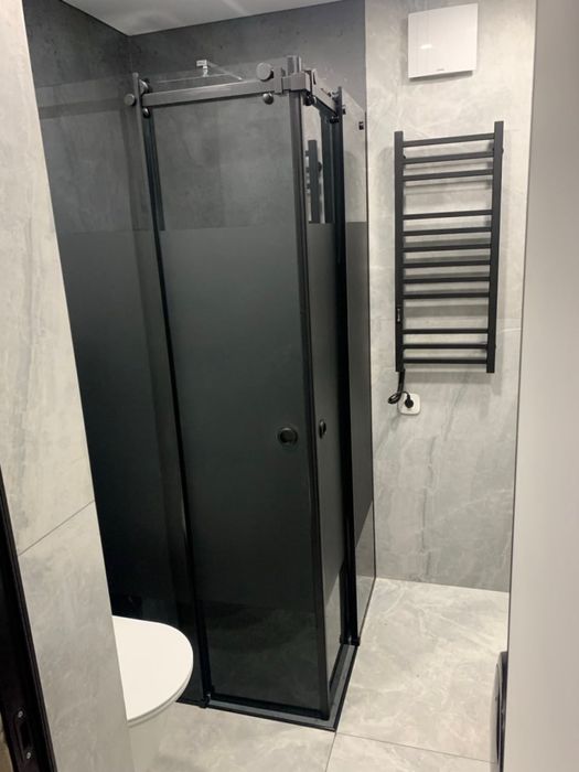 Душова кабіна,  перегородка