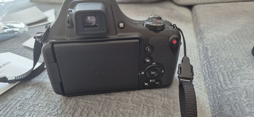 Kodak az901 mega zoom ×90 optyczny gwarancja praktycznie nowy zestaw