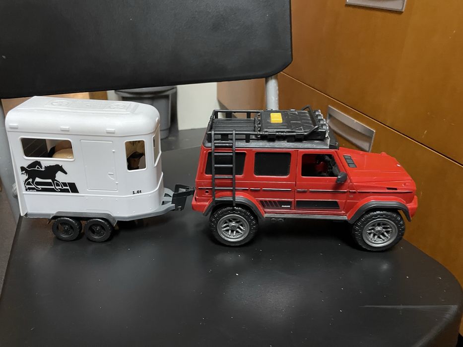 Jipe pick up e posto comando patrulha pata