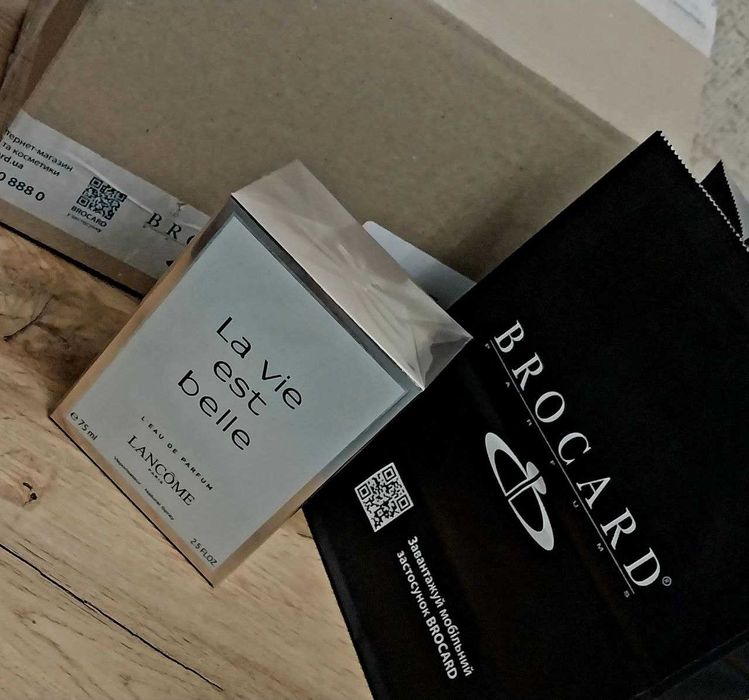 Женские духи Lancome La Vie est Belle