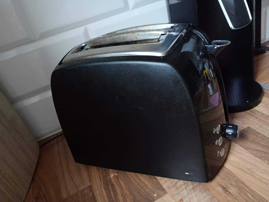 Toster TEXTURES PLUS Russell Hobbs uszkodzony