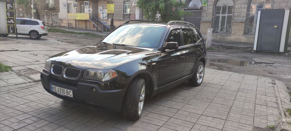 Продам BMW X3 E83.