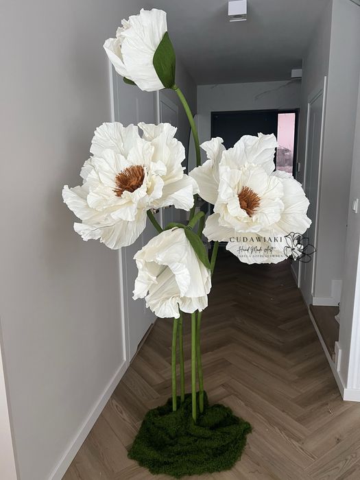 Kwiaty giga giganty z krepy urodziny wvent dekoracja