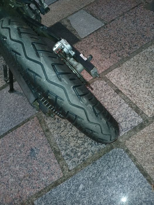 WR125R em ótimo estado