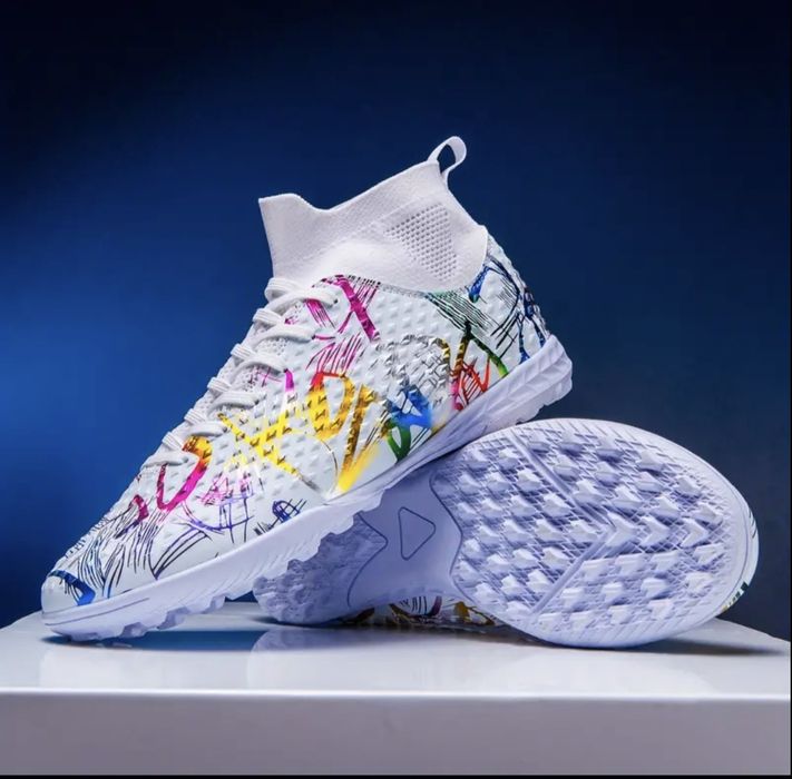 Знижка! Нові  Сороконіжки, Копочки,Бутси, Футбольне взуття,