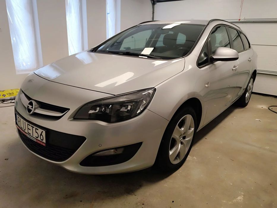 Opel Astra Stan bardzo dobry, po wymianie łańcucha rozrządu + olej i filtry.