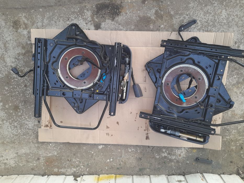 Obrotnice foteli do kampera