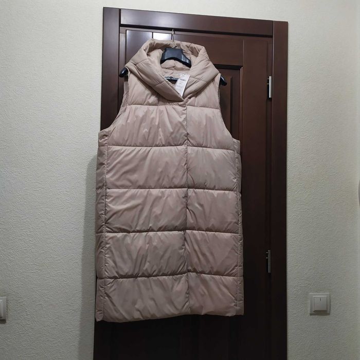 Жилетка жіноча з капюшоном р. 48-52