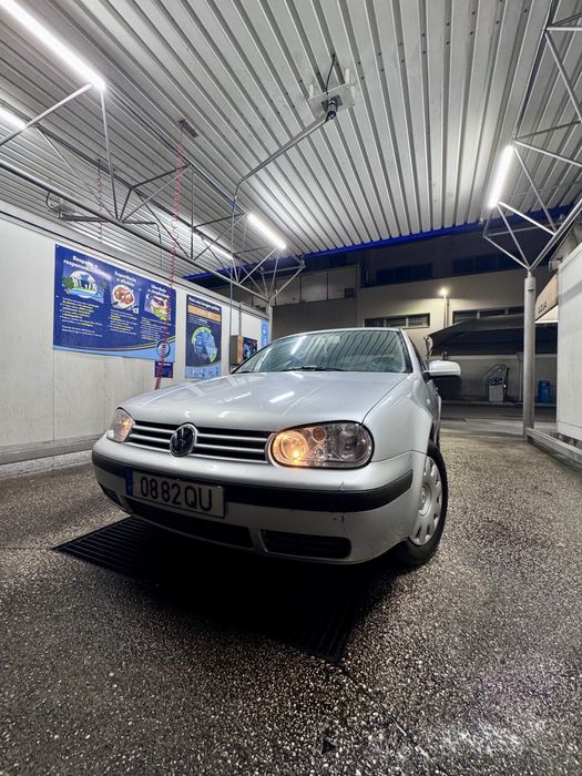 Volkswagen Golf IV 1.4 16V - 2001