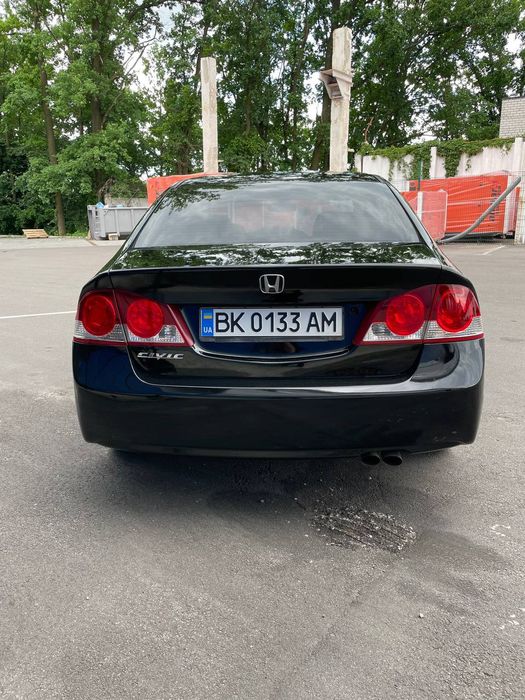 Продам Honda Civic 4D