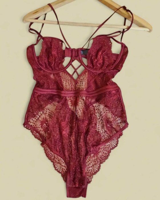 Бордовый кружевной боди Secret Possessions 75D (S/M)